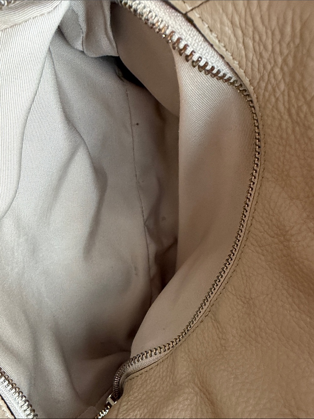 Coach Tan Leather Shoulder Bag - Classic Neutral Tote - Picture 6 of 9